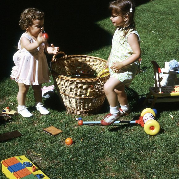 Toys from the 70's & 80s in Time for the Holidays - Picture 3 of 15